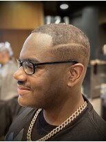 フランクスバーバー アンド ビアークラブ(FRANK'S BARBER and BEER CLUB)&nbsp;ボウズフェード　バリアート　F