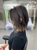 イキ 表参道(iki omotesando)&nbsp;モード/無造作ウェーブ/大人ガーリー[表参道駅]