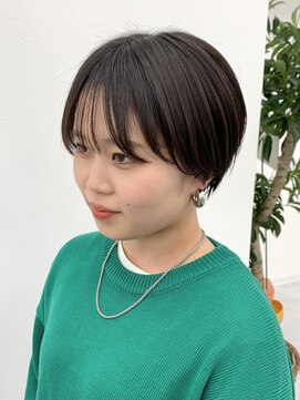 アンリ(Anli) ◎ショートヘアシースルーバング顔まわり大人ショート