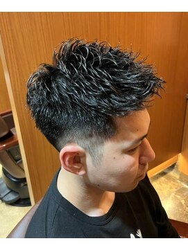 ヘアモード キクチ 銀座店 銀座　理容室　アイロンパーマ　メンズショート