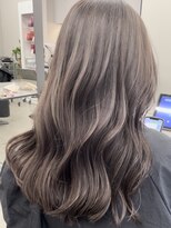 スティロ(stylo) レイヤーカットハイライトショートヘアイルミナカラーオージュア