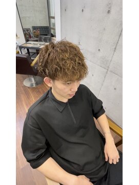 メルシー トータル ブランディング サロン(merci TOTAL BRANDING SALON) メンズブラウンカラー×ツイストスパイラルパーマ