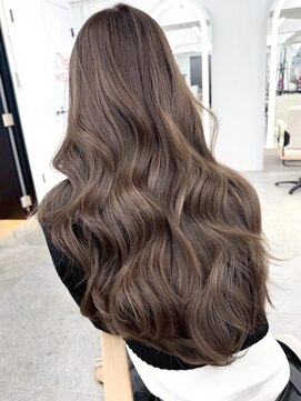 ジル ブラン 福岡(JIL BLAN) ボブ/ショート/レイヤーカット/顔まわり/白髪ぼかし/ハイライト