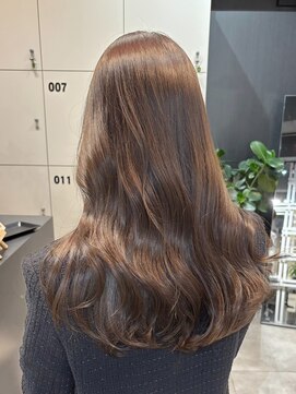 ディーエックス スリー(Dxxxx III) ラテベージュ KAITO