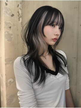 インナーカラー×ロングレイヤー