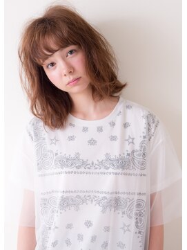 アズーア ヘアーアンドスパ(azure hair&spa) 王道フェミニンスタイル