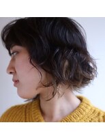 ツイギー 宮西店(TWiGGY) ほつれパーマとインナーカラーのボブ