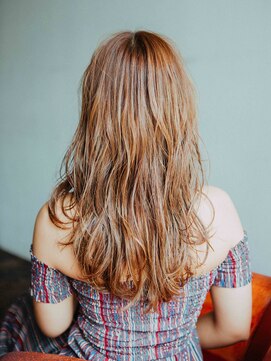 ディンプル 越谷駅前(DiMPlE) ゆるかわロングスタイル