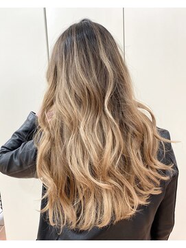 ブルーム コスタ(Blume COSTA) 【Blumecosta】外国人風ハイトーンバレイヤージュスタイル