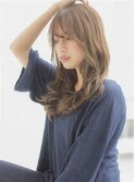 ロング巻髪スタイル