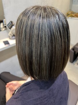 プラスシー(+C) 徐々に地毛にハイライトへ/福岡地毛にハイライト/福岡ハイライト