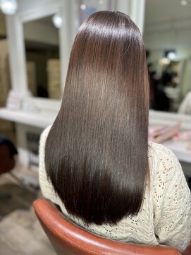 エムスリーディー アルル 赤坂店(M3D alulu) オリーブベージュ/赤坂/溜池山王/六本木