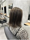 立体感◎ハイライトカラー×アッシュベージュ