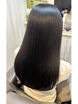 エニー(ENi) 黒髪カタログ/クラゲヘアー/オリーブグレー/辻堂