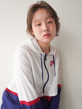 キーダ(KEEDA) 透明感ミルクティーベージュ/ショート/レイヤーカット