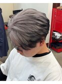 ホワイトシルバーアッシュエンドカラーツーブロセンターパート