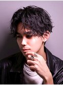 刈り上げセンターパート/波巻きツイストスパイラル/金沢
