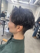 ヌークバイラヴェスト 四日市(neuk by lovest)&nbsp;【neuk服部】リバースセンターパートシャドウパーマ