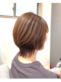 ショートウルフ【eon】#マンツーマン#白髪#大人女性