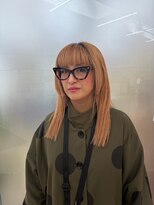 アクセ ハイトーンカラー艶カラー暖色系カラーハイライトロングヘア