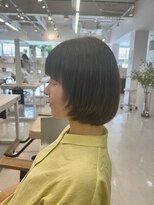 バーチ バイ クロップエス(BIRCH by crop es)&nbsp;オリーブカラーでオシャレボブ