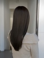 ネイヴィル(navile) 【酸性ストレート×透明感グレージュ】