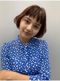 ショートバングのミニボブ オフィスヘア　新宿
