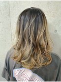 バレイヤージュ×セミロング