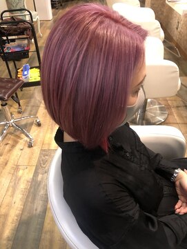 ミエル ヘア 新宿(miel hair) 〈mielhair新宿〉艶ピンク　ボブ