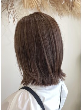 インフィニート(infinito) ぱつっとミディ