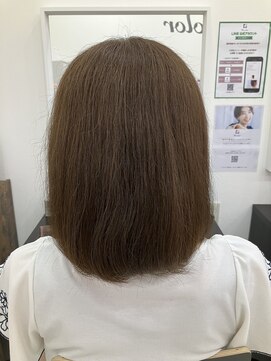 ビーズカラー 鶴岡エスモール店 【B'ｓ】30代40代50代人気◎艶×グレージュブラウン/セミロング