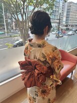 レナークイスト(LENAHC ist)&nbsp;後れ毛シニヨン