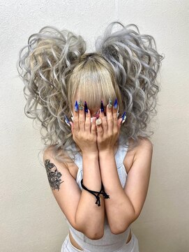 ヘアセットアップス(UP's) ハートっぽくて可愛い(*^-^*)『ふわふわ盛り髪ツインテール♪』