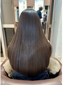 黒髪サラツヤロング  ナチュラルストレートヘア 小顔 前髪