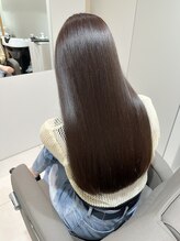 エデュコスゥリール(educo per sourile) 重ためロングヘア×アッシュブラウン【自由が丘 奥沢 学割U24】