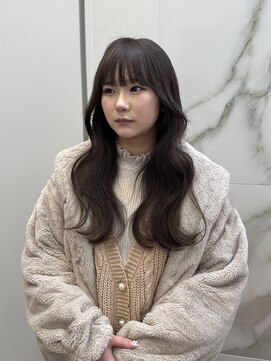 リー 梅田(Lee) miyuu がつくる韓国風ウェーブ巻き