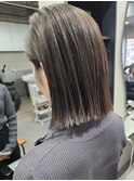 丸くならないボブ×オリーブベージュ