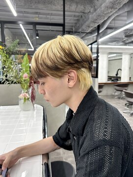 ニコ トウキョウ ヨコハマ(nico) メンズカットセンターパートニュアンスパーマ