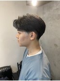 メンズカットセンターパートフェード刈り上げ