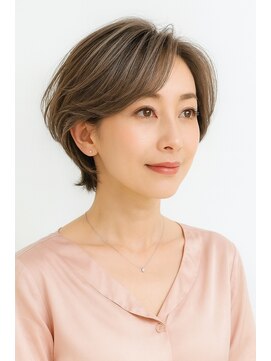 ゲイン(Gain) ショートカット・レイヤーカット×白髪ぼかし