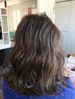 アリア トータルビューティー(Aria total beauty)&nbsp;ハイ透明感グレージュ