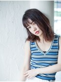 切りっぱなしグラデーションロブ