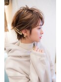 【Lilou】抜け感ショートボブ.耳かけアレンジスタイル.