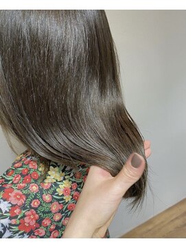 バッシライン(BASSILINE) 透明感カラー