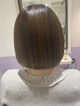 ネオリーブエクラ 上野御徒町店(Neolive eclat) 丸みボブ