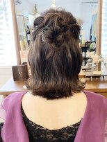 ヘアセット&メイク専門店 カスミ(Kasumi)&nbsp;変形ハーフアップ