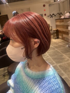 エイトセカンド 新宿三丁目店(EIGHT second) パツっとショートボブ