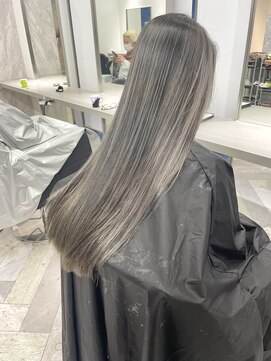 エイト 神戸三宮店(EIGHT) 【外国人風】バレイヤージュ♪