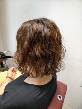 スレッド(SRED) ボブデジタルパーマスタイル