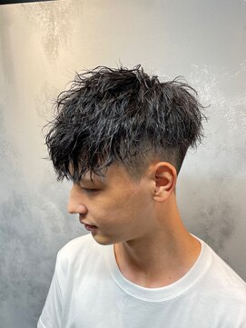 ワールドシップモトマチ(WORLD SHIP MOTOMACHI) 緩め　ツイストスパイラルパーマ